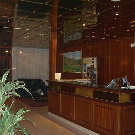 Hotel La Seu Ла Сеу д'Ургел Екстериор снимка